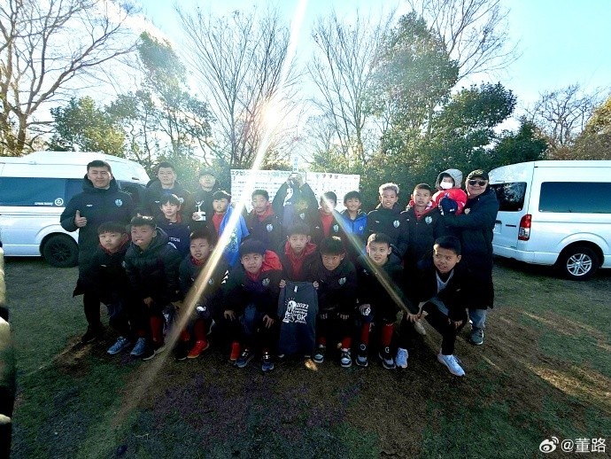  8戰(zhàn)全勝奪日本杯賽冠軍！中國足球小將發(fā)布感謝信