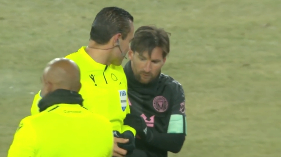  賽后向梅西要簽名！ESPN：墨西哥裁判被停哨半年，再犯無(wú)限期停哨