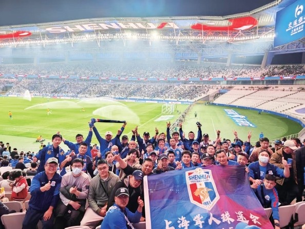  東體介紹上海聾人球迷會：最安靜的助威，最“響亮”的看臺