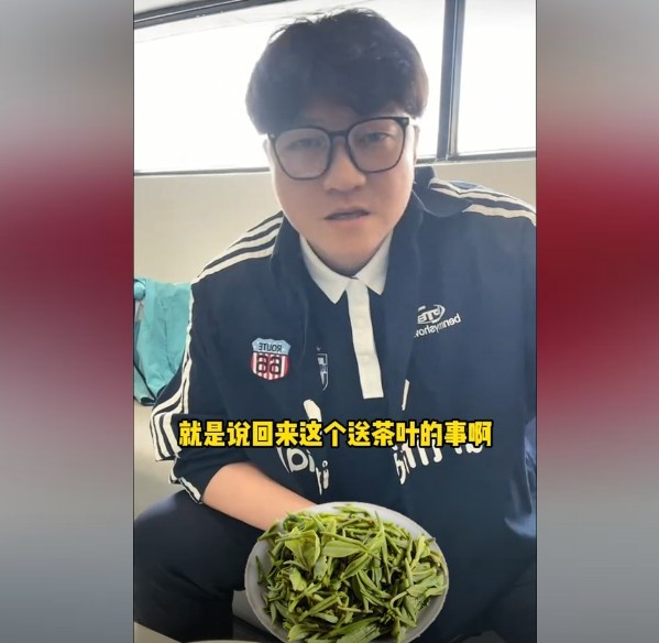  趙鵬：不太清楚賈秀全要球員買茶葉的段子，但這在現(xiàn)實中也正常