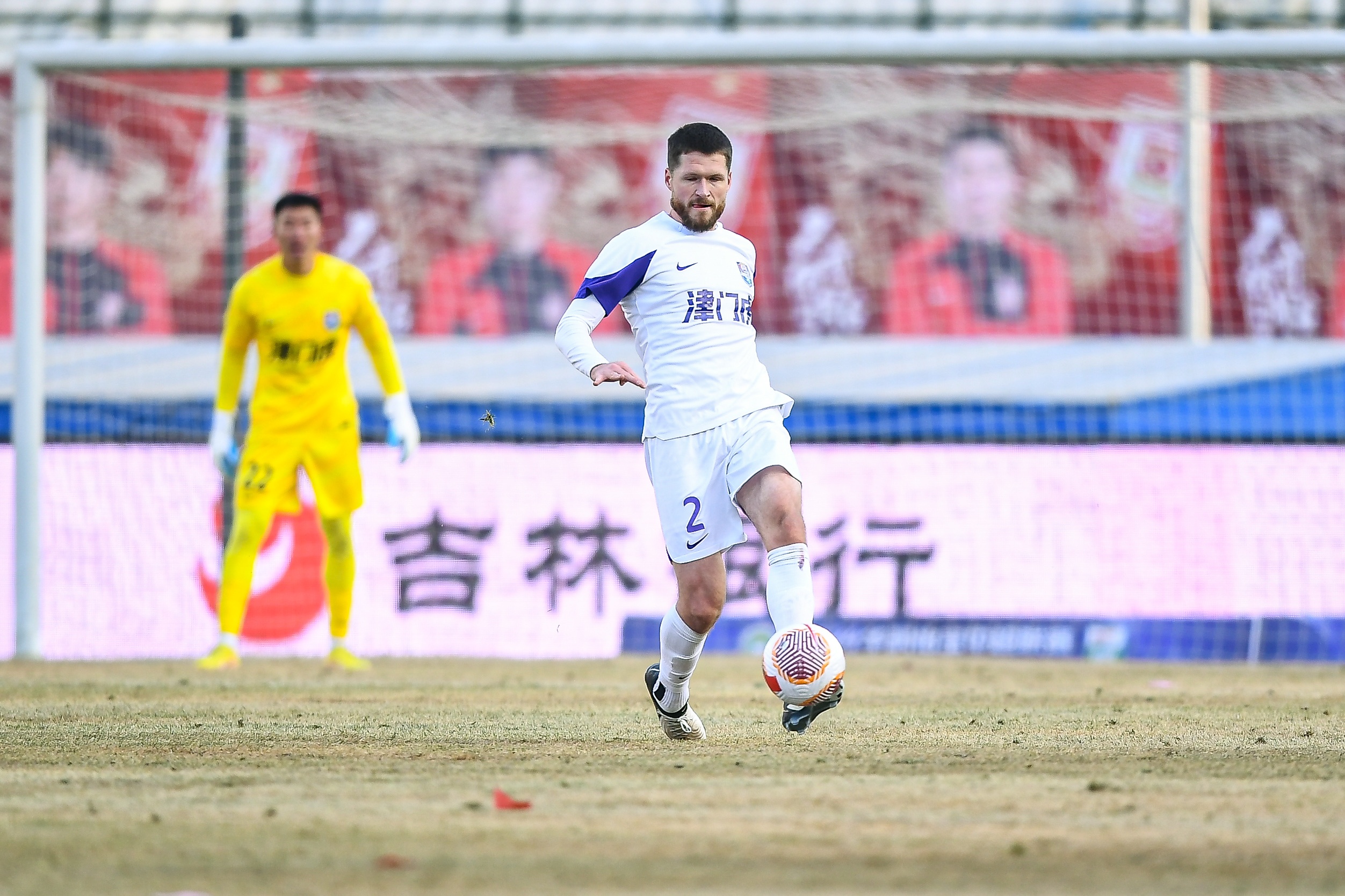  津門虎舊將亞冠對(duì)決格蘭特勝出，津媒：他離開津門虎因存?zhèn)‰[患