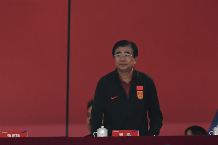  北青體育：宋凱、許基仁探班U20國青，將全程陪伴征戰(zhàn)U20亞洲杯