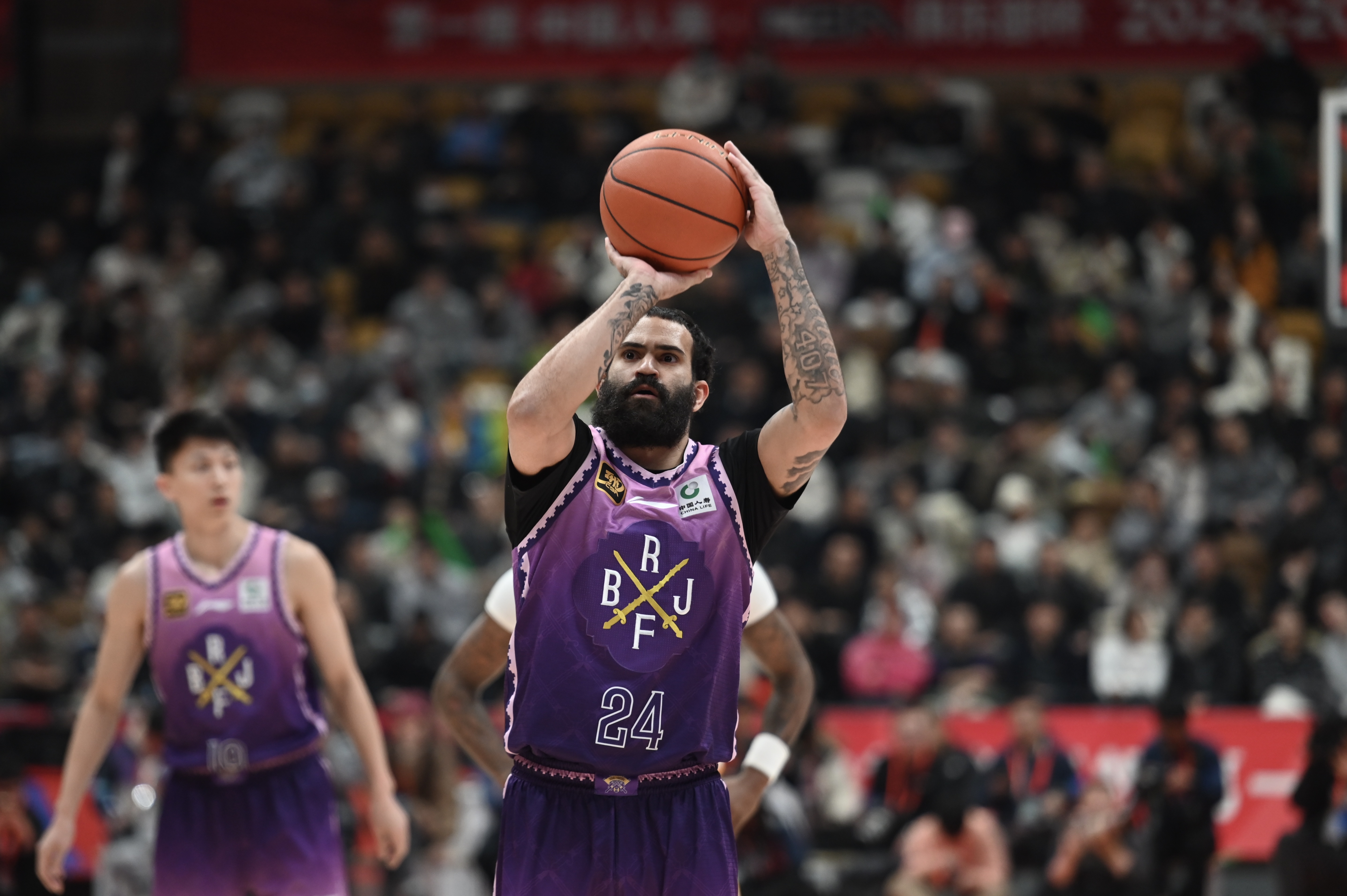  攻筐效率真不錯！里勒半場11中7&5罰全中轟下全隊最高的19分