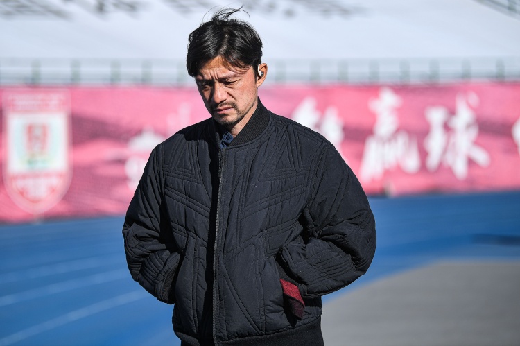 兩隊(duì)均三連敗開局！足球報(bào)談亞泰vs三鎮(zhèn)：亞泰力爭打好第一個(gè)主場